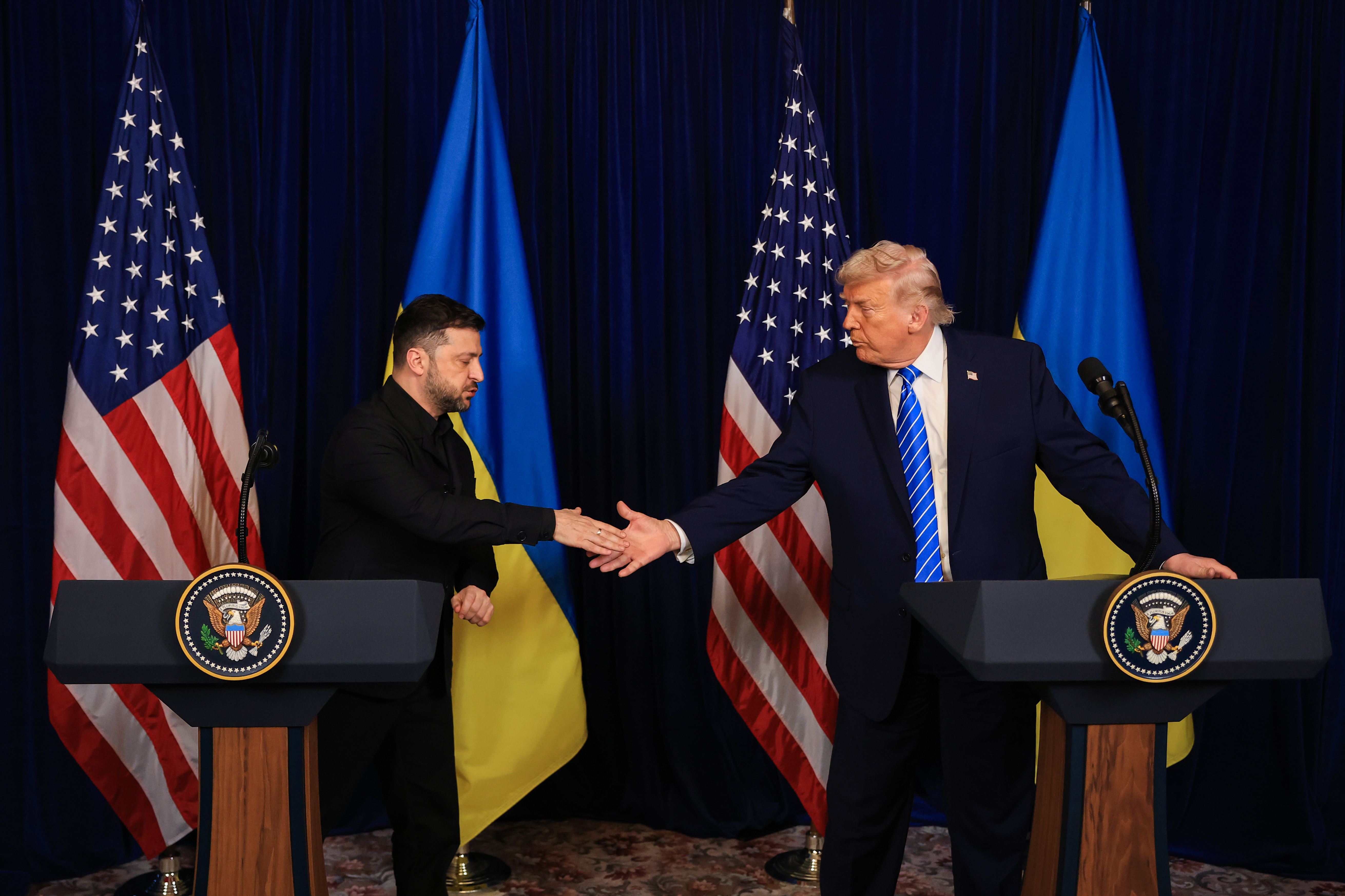 Trump to Meet Zelenskyy in Davos Amid US Push for Ukraine Peace Plan Ukrainian President Volodymyr Zelenskyy is planning to travel to Davos on Thursday, Jan. 22, for a meeting with US President Donald Trump, as White House envoys Steve Witkoff and Jared Kushner prepare to head to Moscow the same day to meet the Russian leader, Vladimir Putin, according to Axios on January 21. Axios said both meetings are expected to focus on Trumps peace plan for Ukraine, adding that the US is close to agreement with Ukraine on the plans terms but has had limited success in securing Moscows acceptance, and that Russias failure to accept a 20-point plan was a factor in the White Houses decision not to sign a separate prosperity plan  for Ukraine during the World Economic Forum in Davos this week. Witkoff said  that he and Kushner would meet Putin on Thursday, and the Kremlin later confirmed the meeting.  Witkoff and Kushner met Putins envoy Kirill Dmitriev in Davos on Tuesday to discuss the US peace plan, with Witkoff describing the talks as very positive and Dmitriev calling them constructive, Reuters said.  Axios also said the US informed Zelenskyys team about the plan to travel to Moscow. Read moreWar in Ukraine20 Points of Ukraines Peace Plan: Security Guarantees, Reconstruction, EU Membership
            Dec 24, 2025 10:14
        Trump told a World Economic Forum audience in Davos that were reasonably close to a deal to end the war.I believe theyre at a point now where they can come together and get a deal done. And if they dont, theyre stupid, he said, referring to the Russian and Ukrainian leaders.Earlier, it was reported that Volodymyr Zelenskyy and Donald Trump were expected to meet in Davos to finalize a large US–Ukraine recovery-focused agreement and a separate framework tied to post-war security guarantees.
                Related articles
            US Envoys Witkoff and Kushner Eye Moscow Trip for Putin Meeting to Push for Ukraine Peace Agreement
                Latest news
            
            Jan 14, 2026 14:54
        Ukrainian Delegation Heads to US for Security Guarantees, $800B Recovery Talks
                Latest news
            
            Jan 16, 2026 20:06
        Zelenskyy Warns US Against Rewarding Russia as Trump Envoy Takes Peace Plan to Moscow
                Latest news
            
            Dec 02, 2025 15:59
        