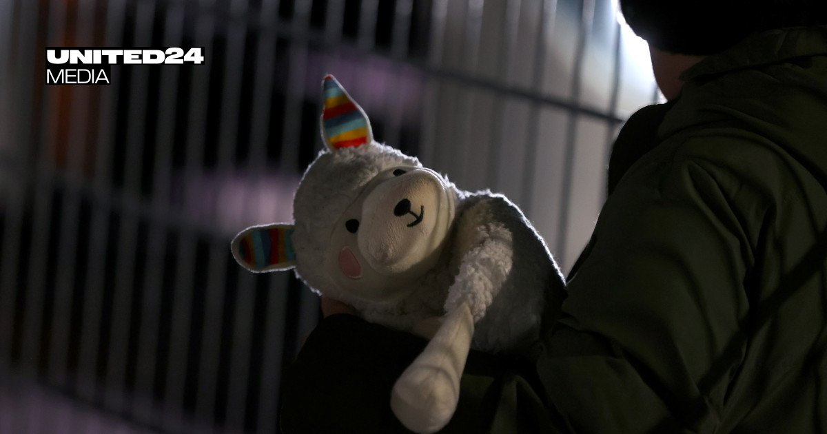 Ukraine Returns 13 Children From Russian-Occupied Kherson Region