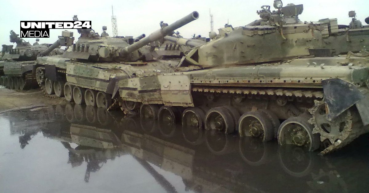 Russia May Have Fewer Than 900 Combat-Ready Tanks Left in Storage