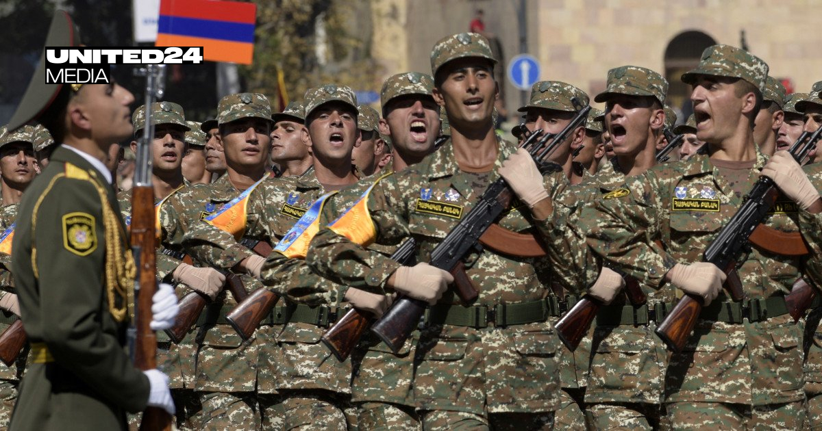 Armenia to Send Citizens Returning From Russia for Paid Voting Straight to Reserve Training Camps