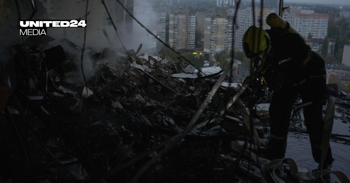 US Restores Ballistic-Missile Warnings to Ukraine as Russia Hits Kyiv High-Rise, Killing 2