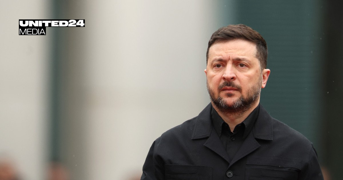 Zelenskyy Sanctions Over 100 Russian Strike Personnel and Ships Carrying War Cargo