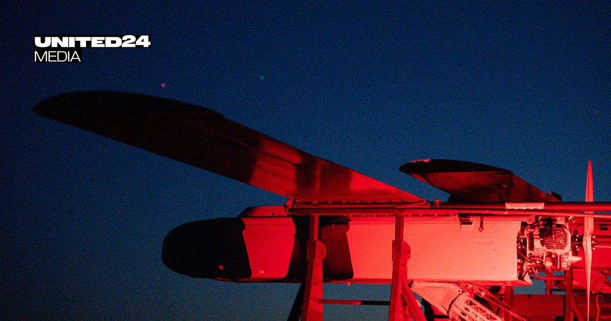 Russian Billionaires Ask Putin for Heavy Weapons and Lasers to Fight Ukrainian Drones