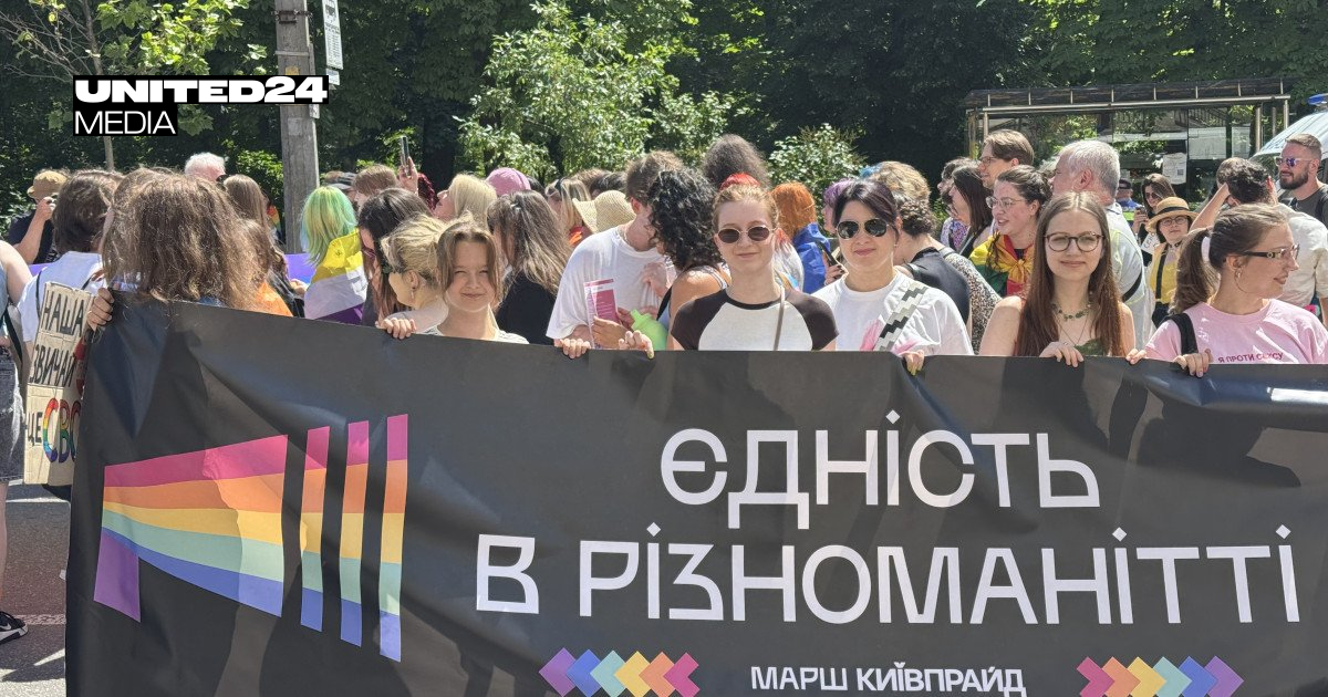 Thousands Join Kyiv Pride March Calling for LGBTQ+ Family Rights in Ukraine