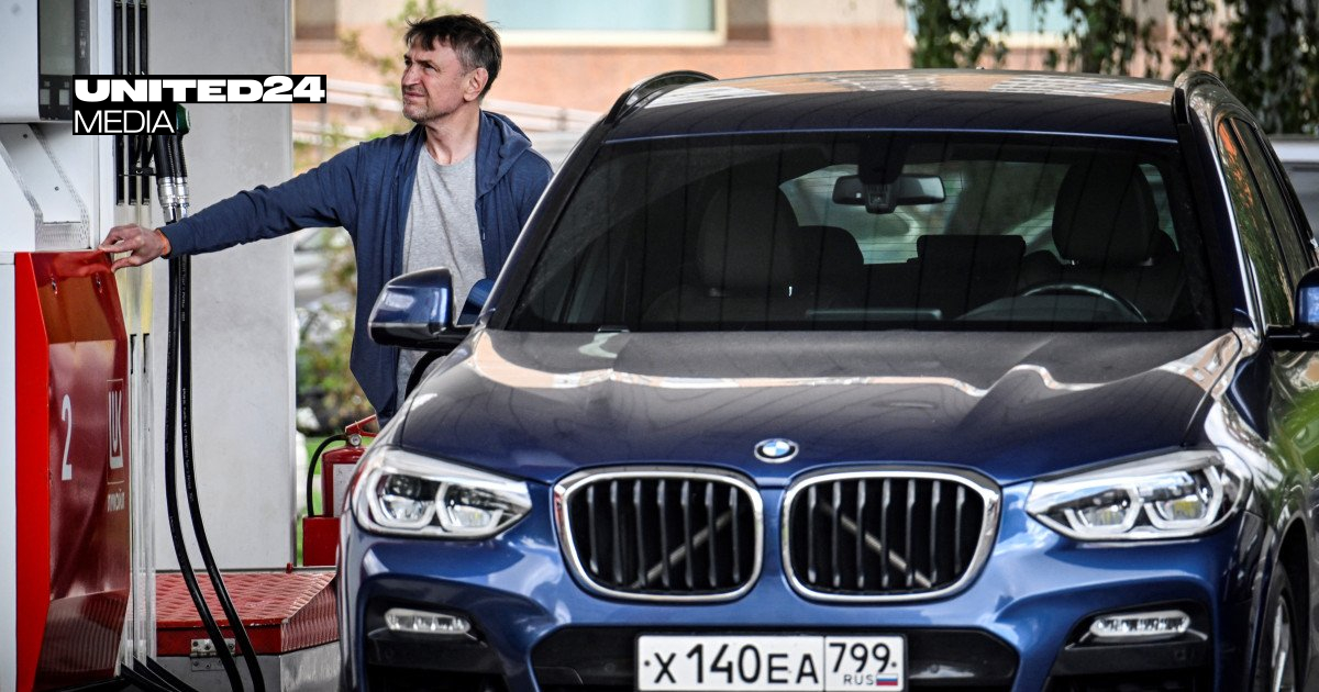Russia’s Fuel Crisis Goes Nationwide as One in Four Gas Stations Restricts Sales