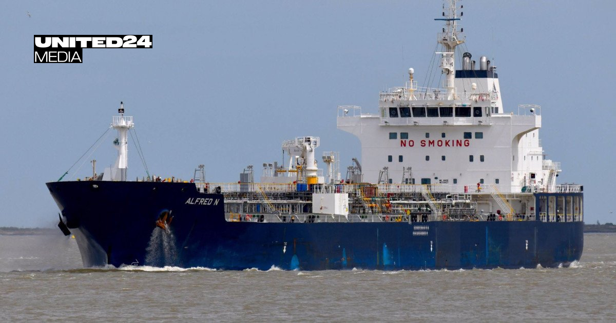 Russia’s Sanctioned Shadow Fleet Tanker Calls for Help Near Ireland