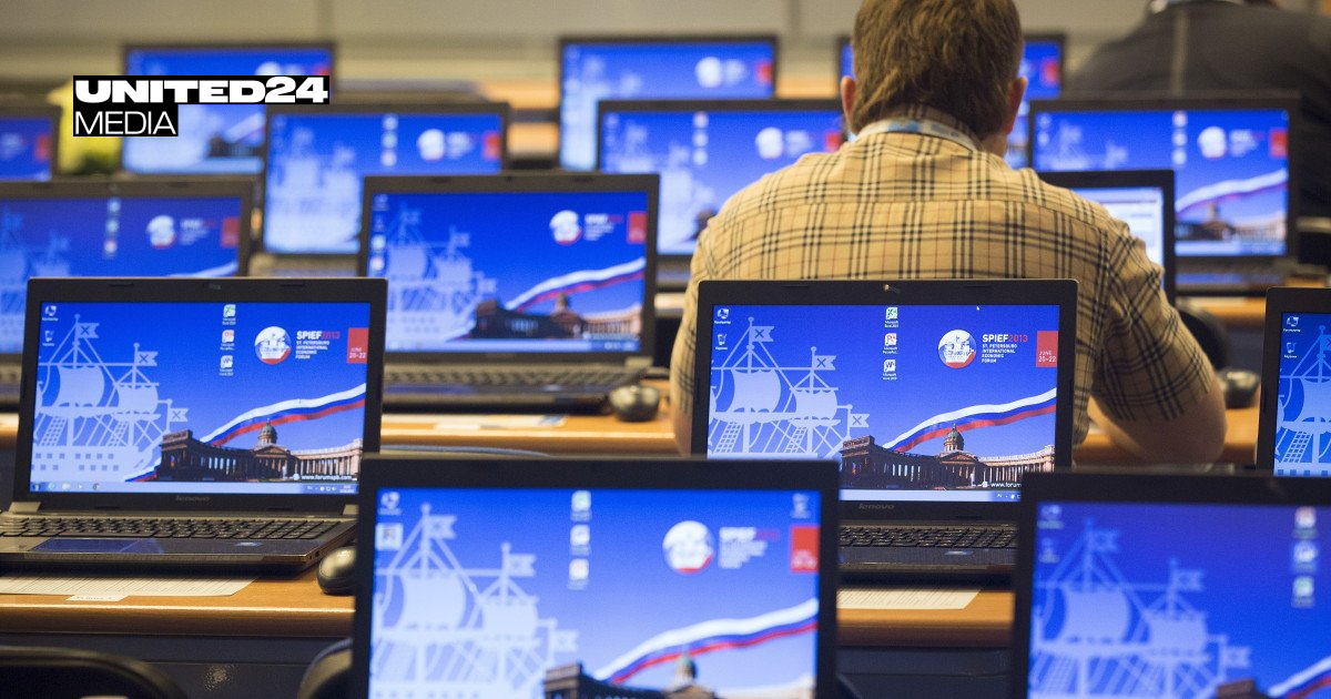 Russia Says Its AI Lacks the Brains—but Excels at “Traditional Values”