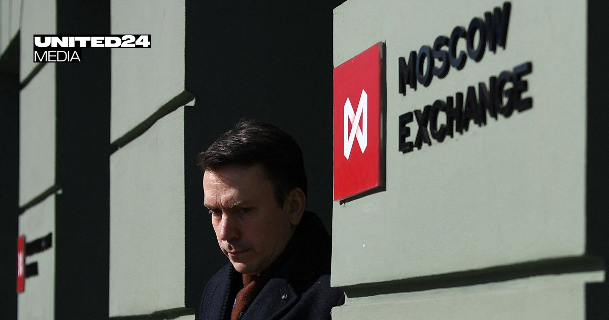 Russian Stocks Fall to Three-Year Low Amid Historic Selloff
