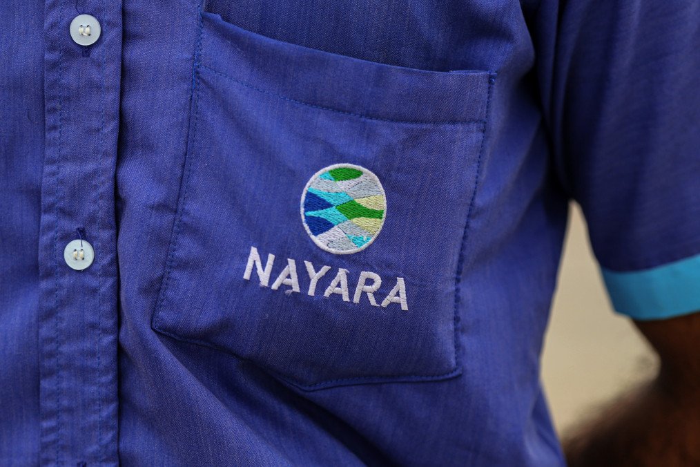 India’s Largest Bank Suspends Foreign Payments to Rosneft-Linked Indian Refinery