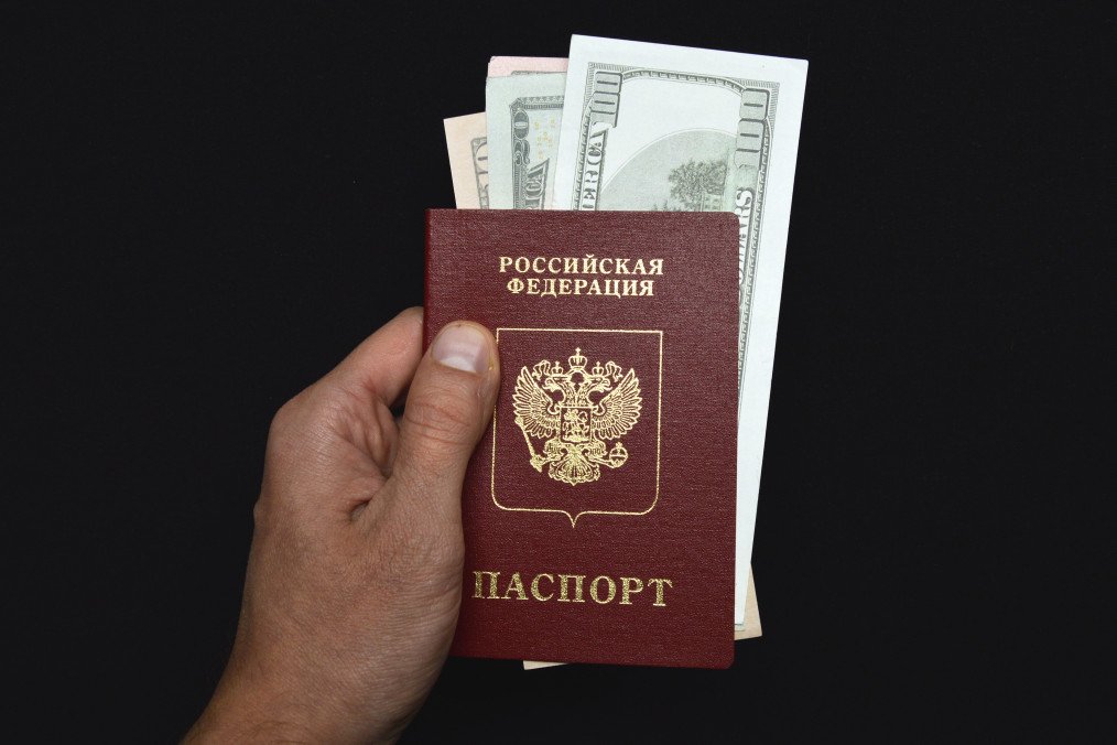 US Citizen Seeks Russian Citizenship After Allegedly Assisting Russia’s Military Efforts