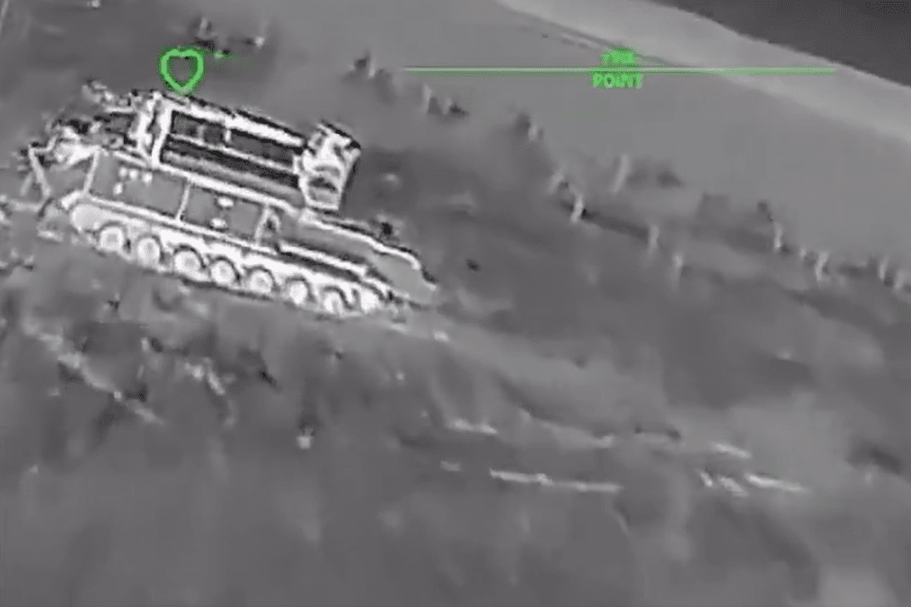 Russian Tor-M1 air defense system moments before Ukrainian drone strike, Donetsk region, April 9, 2026. (Source: 1usc_army/X)