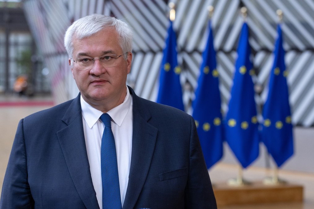 Ukraine Hits Military Targets, Russia Bombs Civilians in Response, Says Ukrainian FM Sybiha Ukraine Hits Military Targets, Russia Bombs Civilians in Response, Says Ukrainian FM Sybiha