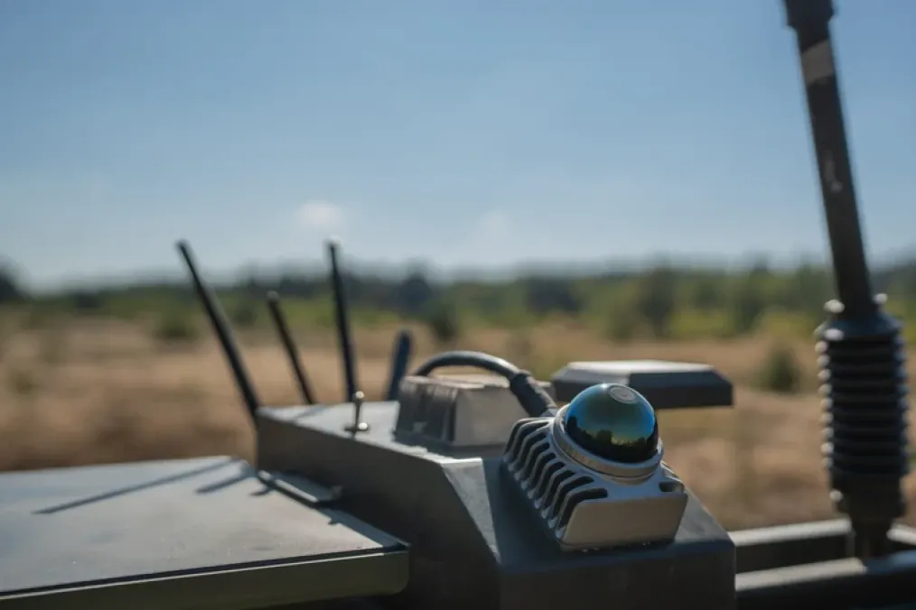 Farsight Vision navigation sensor mounted on a Ukrainian ground robotic platform during field testing. (Source: Farsight Vision via Oboronka) Farsight Vision navigation sensor mounted on a Ukrainian ground robotic platform during field testing. (Source: Farsight Vision via Oboronka)