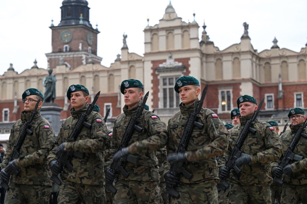 Poland Drafts Emergency Evacuation Plans for Military Threats