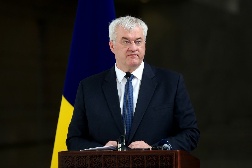 Sybiha to EU: Make Russia Pay Now With a “Reparations Loan” From Frozen Assets Sybiha to EU: Make Russia Pay Now With a “Reparations Loan” From Frozen Assets