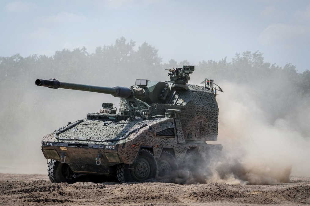 A new RCH 155 wheeled howitzer from tank manufacturer KNDS is on display at the Altengrabow military training area, Saxony-Anhalt, Altengrabow, June 26, 2024. (Source: Getty Images) A new RCH 155 wheeled howitzer from tank manufacturer KNDS is on display at the Altengrabow military training area, Saxony-Anhalt, Altengrabow, June 26, 2024. (Source: Getty Images)