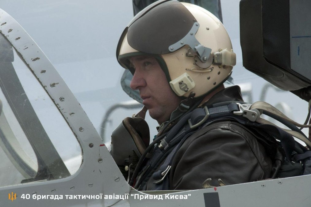 Un caza MiG-29 ucraniano se estrella tras una misión de combate y el piloto muere al aterrizar fotos de aviones zona de guerra campo de batalla pilotos ucranianos cazas ucrania guerra ucrania rusia