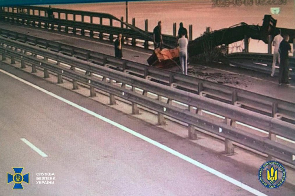 Crimean Bridge Reportedly Hit by Second Attack in One Day