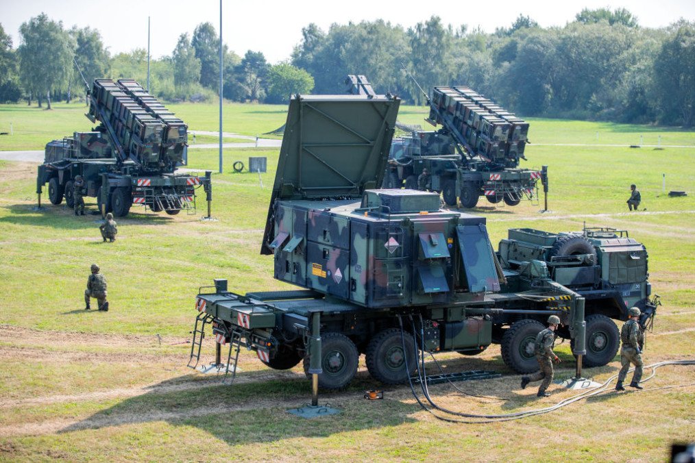 Soldiers from the German Air Force’s Air Defence Missile Group 21 are conducting tactical training exercises to establish mobile Patriot air defense positions. (Source: Getty Images) Soldiers from the German Air Force’s Air Defence Missile Group 21 are conducting tactical training exercises to establish mobile Patriot air defense positions. (Source: Getty Images)