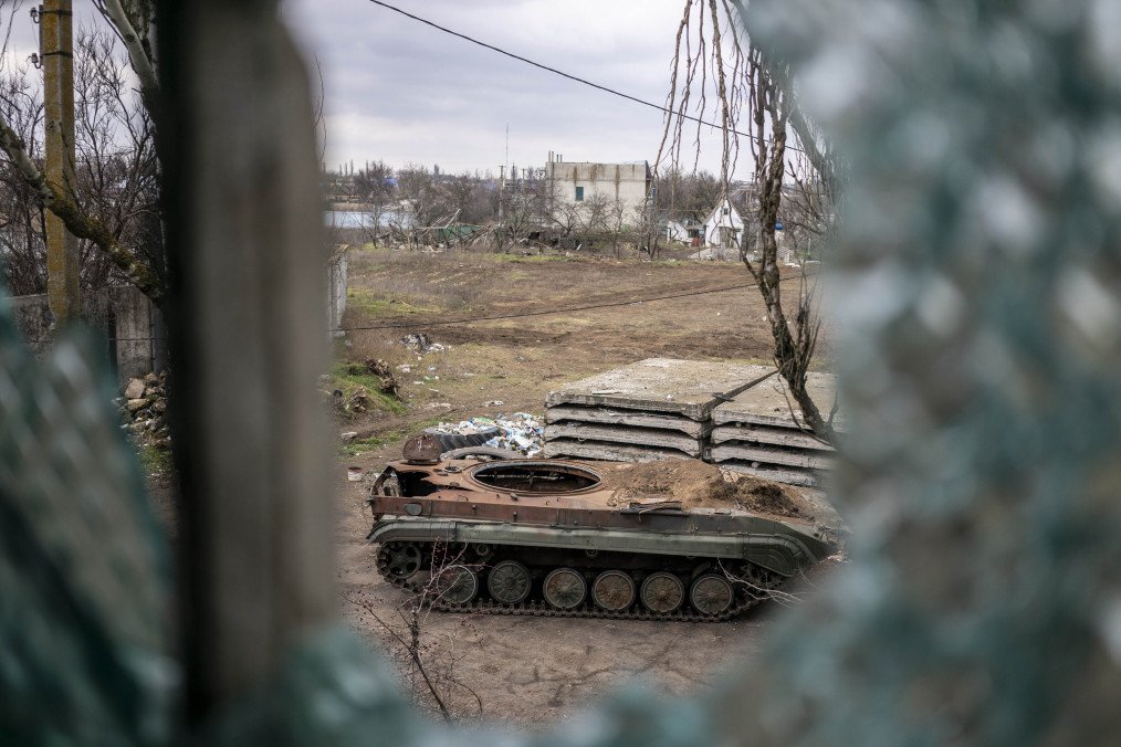A damaged Russian BMP-2 APC in Ukraine’s Kherson, on February 12, 2023. (Source: Getty Images)