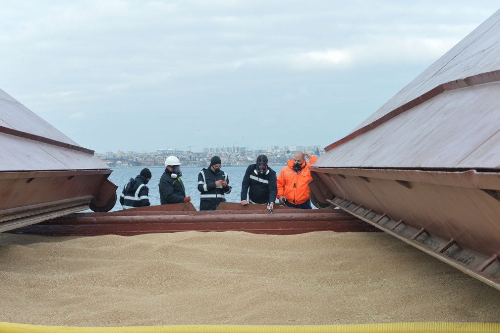 A team inspects the produce in the ship carrying wheat from Ukraine after inspection in the open sea around Zeytinburnu district of Istanbul, Türkiye. (Source: Getty Images) A team inspects the produce in the ship carrying wheat from Ukraine after inspection in the open sea around Zeytinburnu district of Istanbul, Türkiye. (Source: Getty Images)