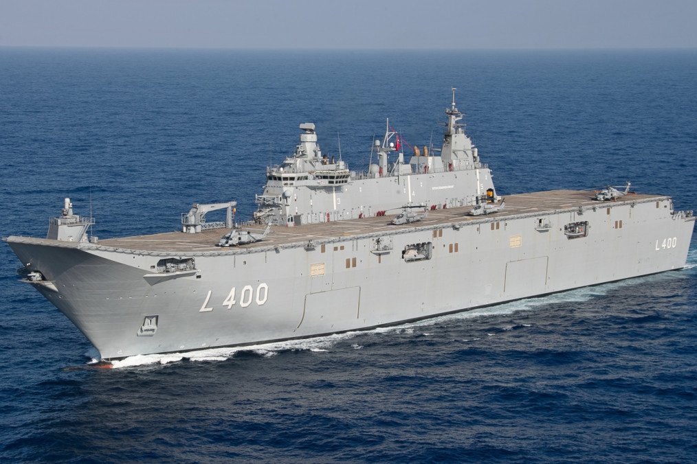 The Turkish Navy amphibious assault ship TCG Anadolu (L400) steams in the Mediterranean Sea, August 21, 2023. (Source: Wikimedia) The Turkish Navy amphibious assault ship TCG Anadolu (L400) steams in the Mediterranean Sea, August 21, 2023. (Source: Wikimedia)