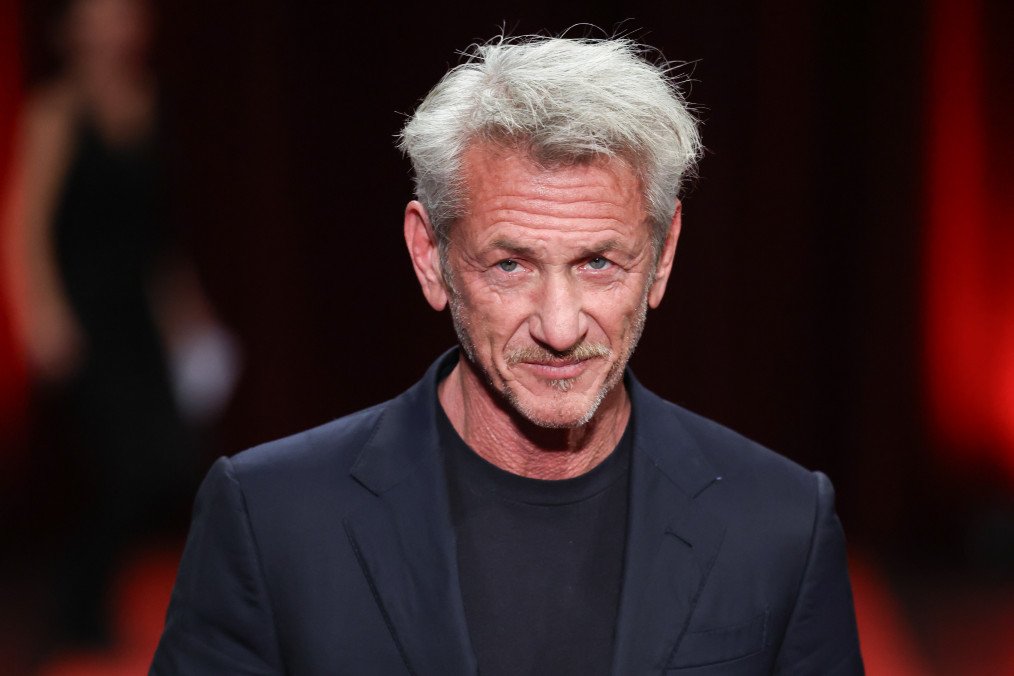 Sean Penn’s Symbolic $1 Fee in “War Through the Eyes of Animals” Boosts Ukrainian Cinema Sean Penn attends the Opening Ceremony during the 17th Film Festival Lumiere on October 11, 2025 in Lyon, France. (Source: Getty Images)