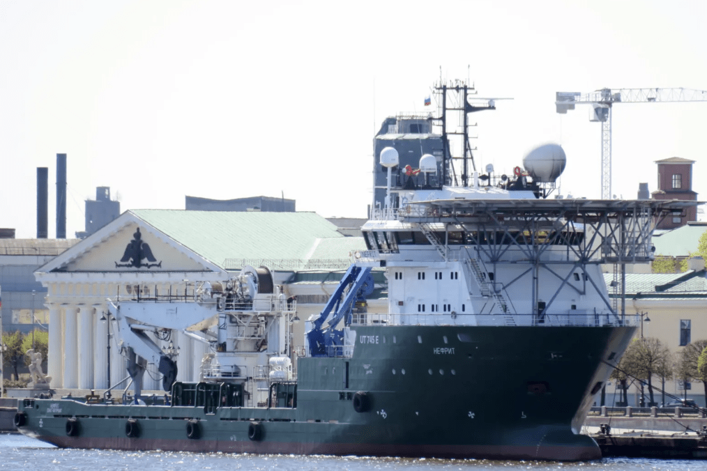 The Russian multipurpose support vessel NEFRIT docked at the port. The Russian multipurpose support vessel NEFRIT docked at the port.