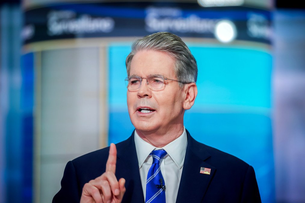 Europe Must “Put Up or Shut Up” on Sanctions Against Russia, Says Bessent