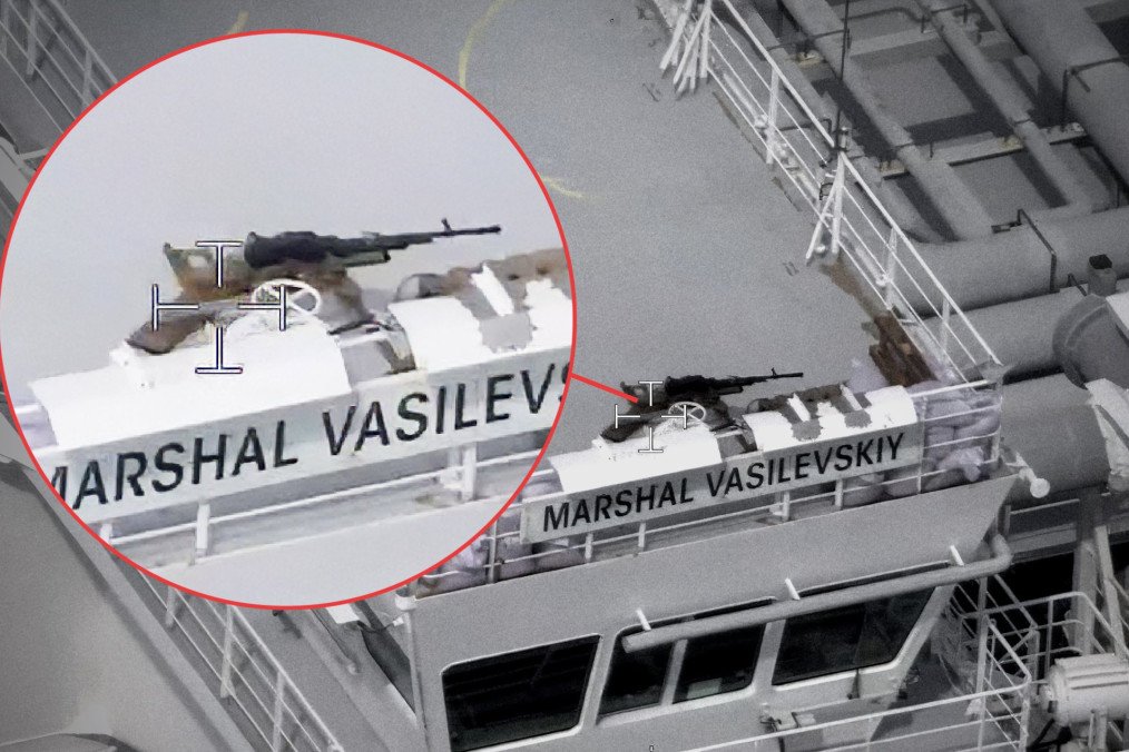Russian LNG tanker equipped with a heavy machine gun in the Gulf of Finland, May 2026.