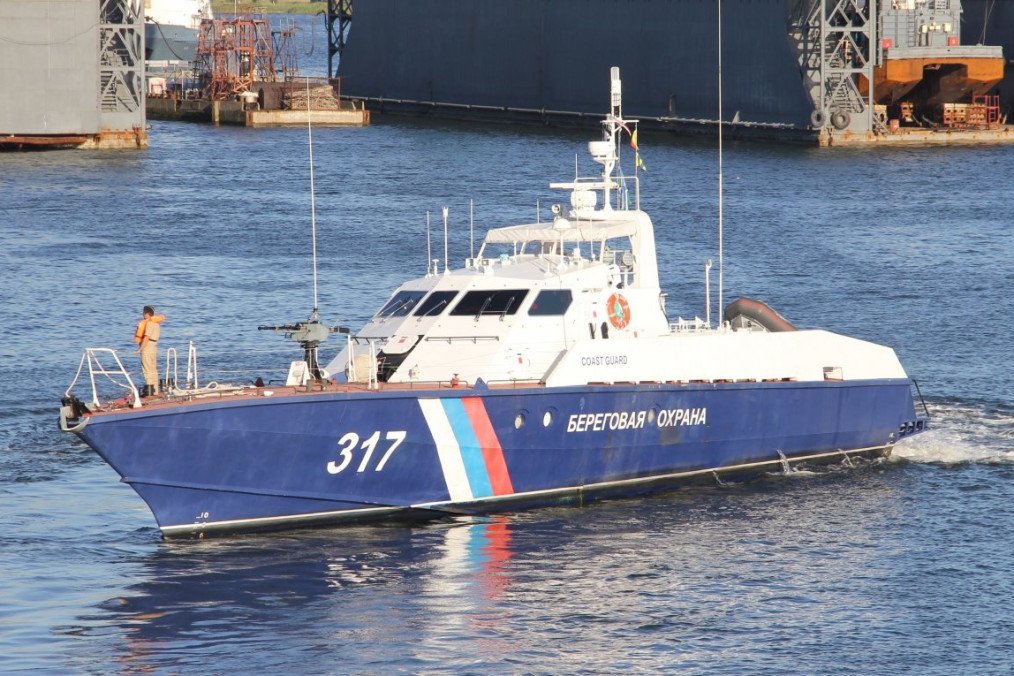 Russian Project 12200 “Sobol” border patrol boat at sea. (Photo: Open source)