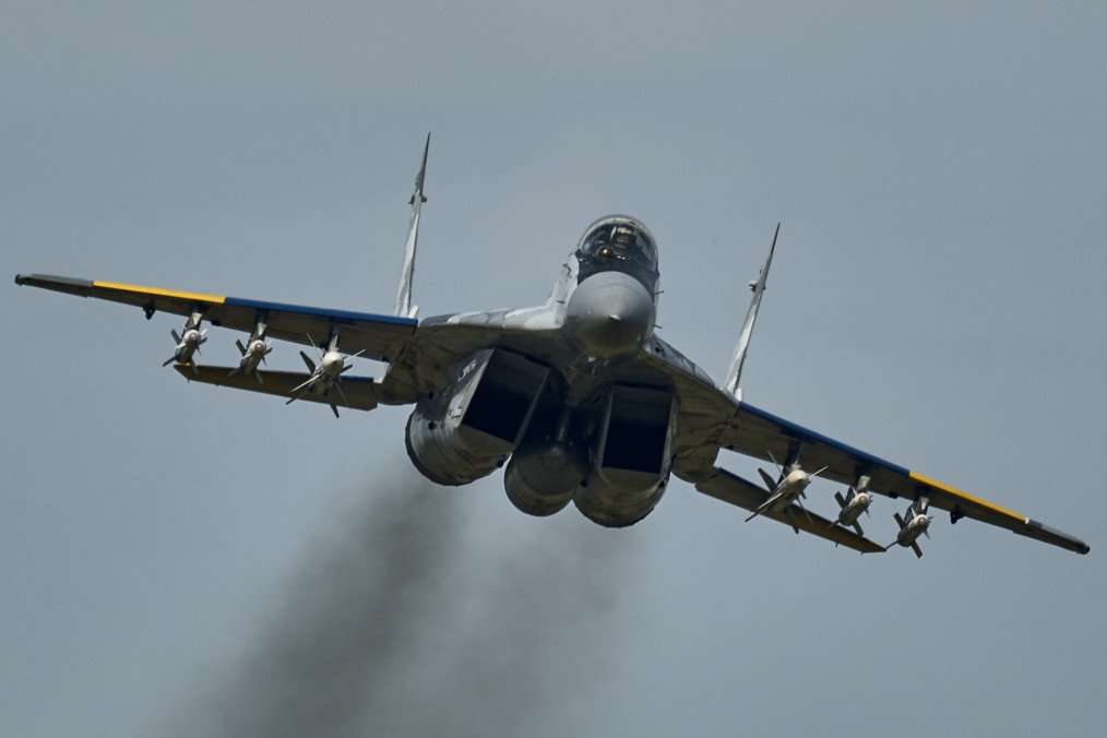 Ukrainian MiG-29 Levels Russian HQ in Kherson With French-Made AASM HAMMER Bombs, Video Ukrainian MiG-29 Levels Russian HQ in Kherson With French-Made AASM HAMMER Bombs, Video