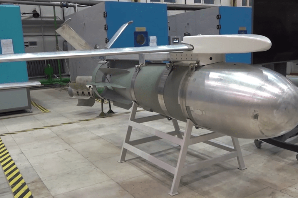 Russia Equips Glide Bombs With 12-Channel “Kometa” Antennas to Counter Ukrainian Jamming Russia Equips Glide Bombs With 12-Channel “Kometa” Antennas to Counter Ukrainian Jamming