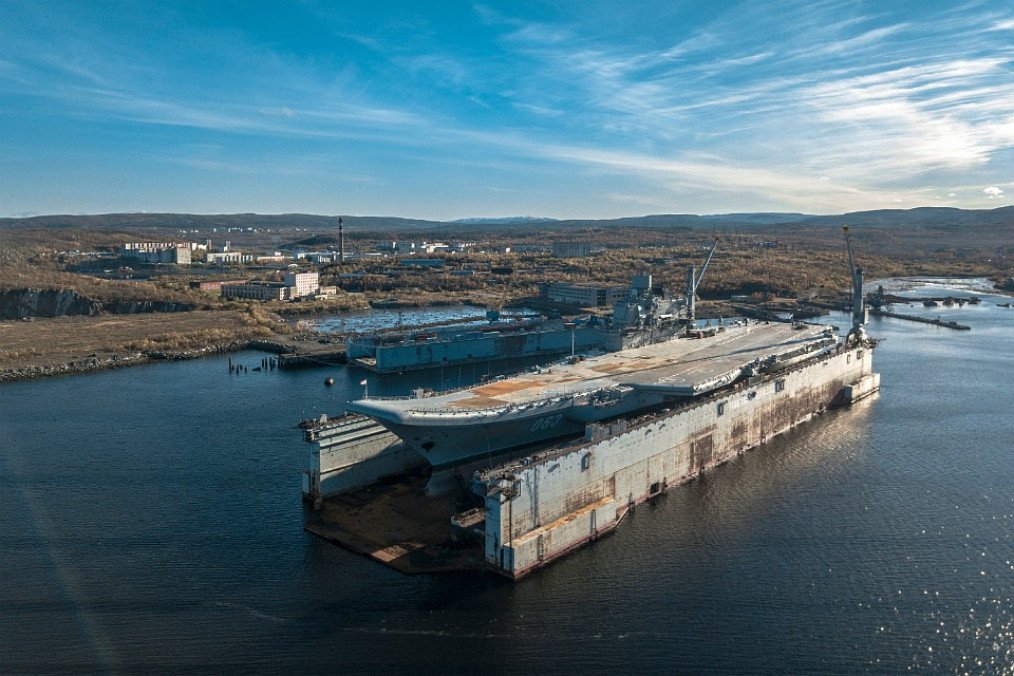 Admiral Kuznetsov—The Last Soviet Carrier—Could Be Scrapped as Russia’s Naval Ambitions Falter carguero ruso buque de guerra noticias imágenes noticias rusia soviético rusia