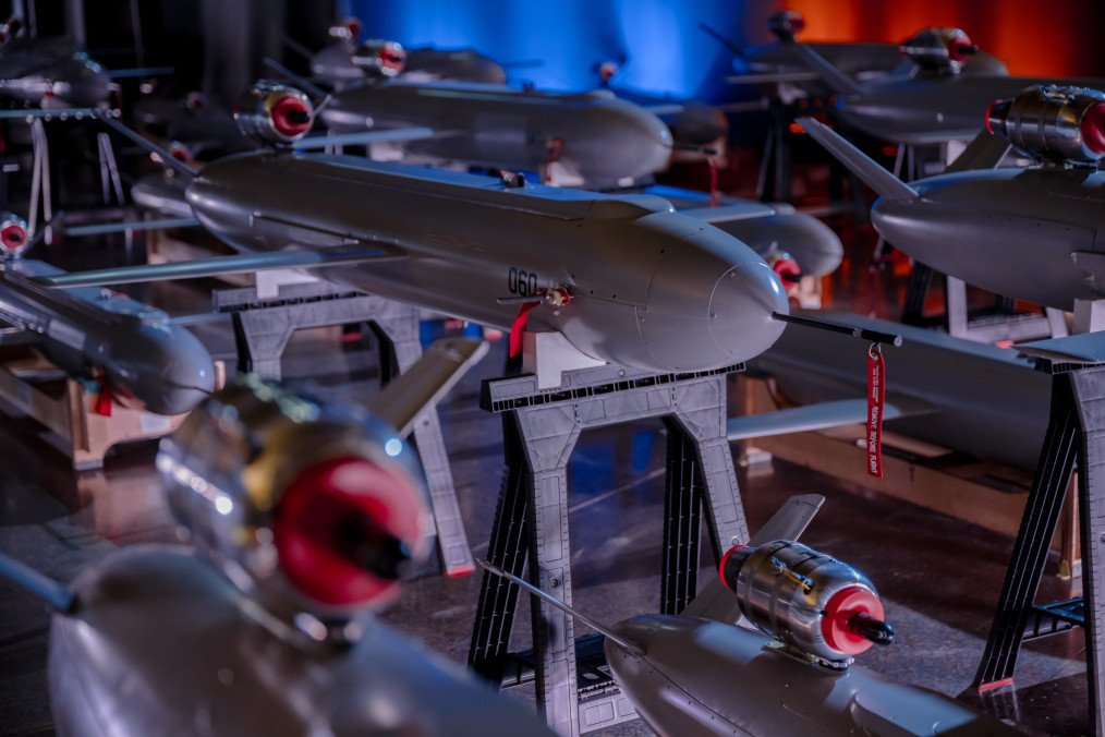 Ukroboronprom Becomes First Ukrainian Company to Enter Global Top 100 Arms Manufacturers List The Ukrainian arms concern “Ukroboronprom” presents and hands over the new “Peklo” (Hell) drone-missile to the Armed Forces of Ukraine in Kyiv, Ukraine, on December 6, 2024. (Source: Getty Images)