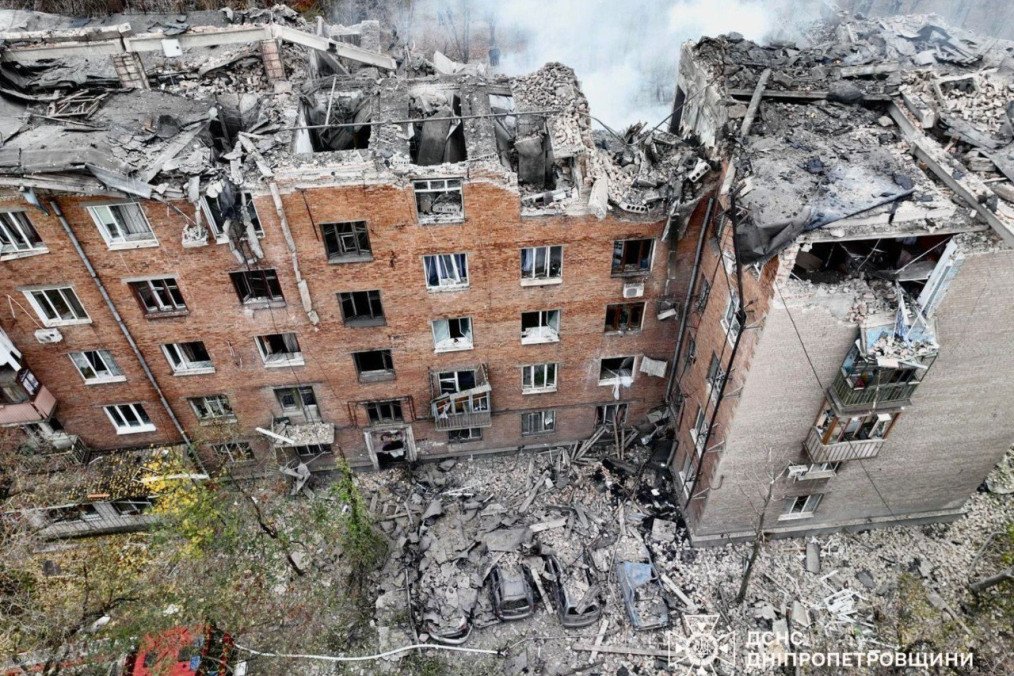 Russia Targets Residential Building in Kryvyi Rih, Injuring at Least 14 People, Including 2 Children