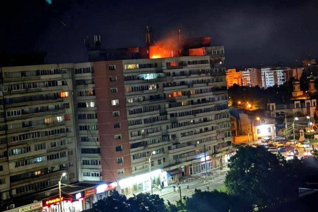 Aftermath of a Russian drone strike on an apartment building in Romania, May 29, 2026. (Source: sternenko/X)
