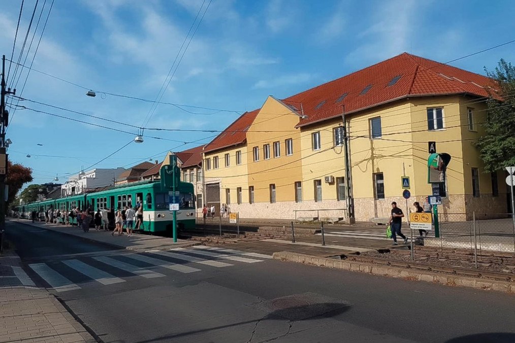 Budapest Opens First Ukrainian-Hungarian Bilingual High School