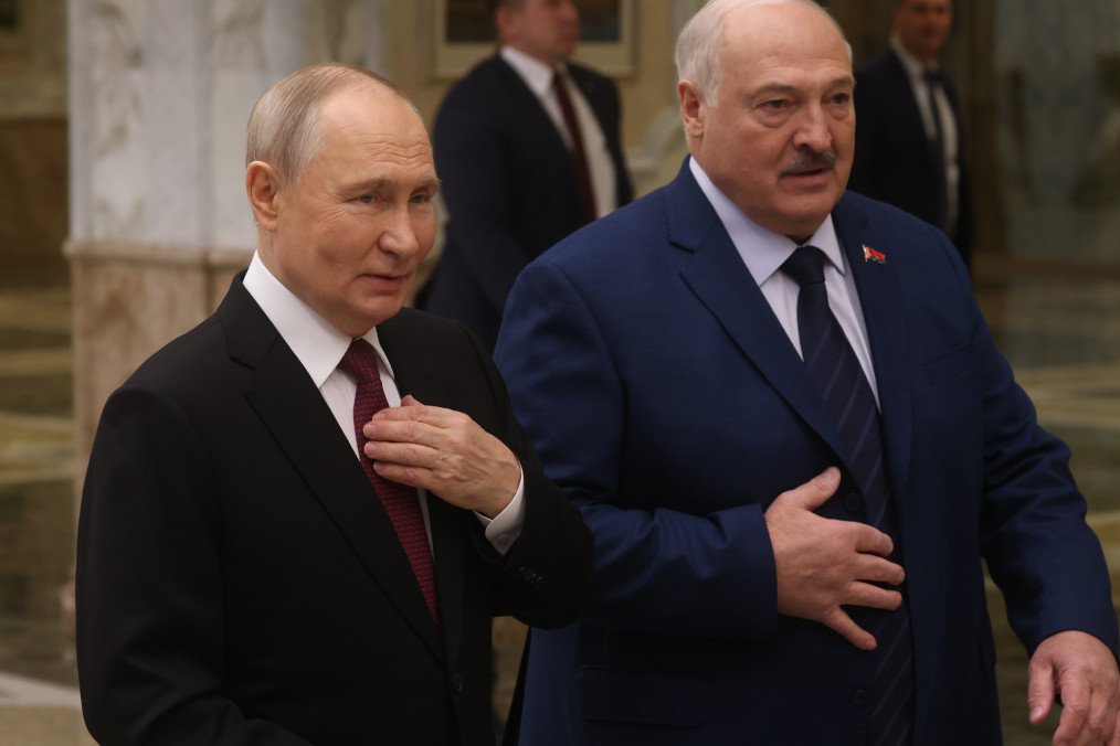 Belarus Leader Lukashenko Given Nuclear Briefcase and “Red Button”