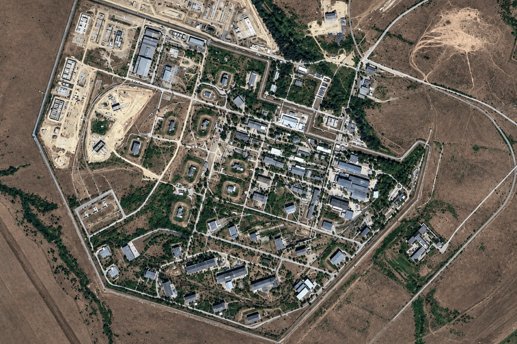 Satellite view of Russia’s Kamensky Combine rocket fuel plant in the Rostov region, targeted by Ukrainian Neptune missiles and drones on October 31, 2026. (Source: General Staff of Ukraine)