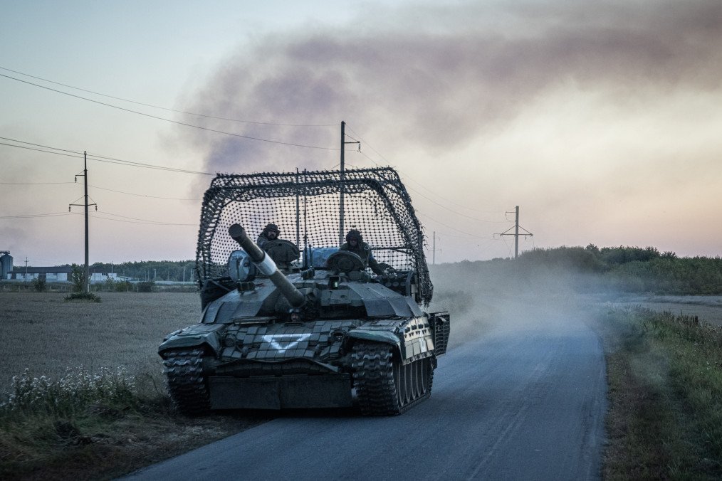 Ukrainian Airborne Troops Disrupt Russian Communications in Kursk Border Infiltration