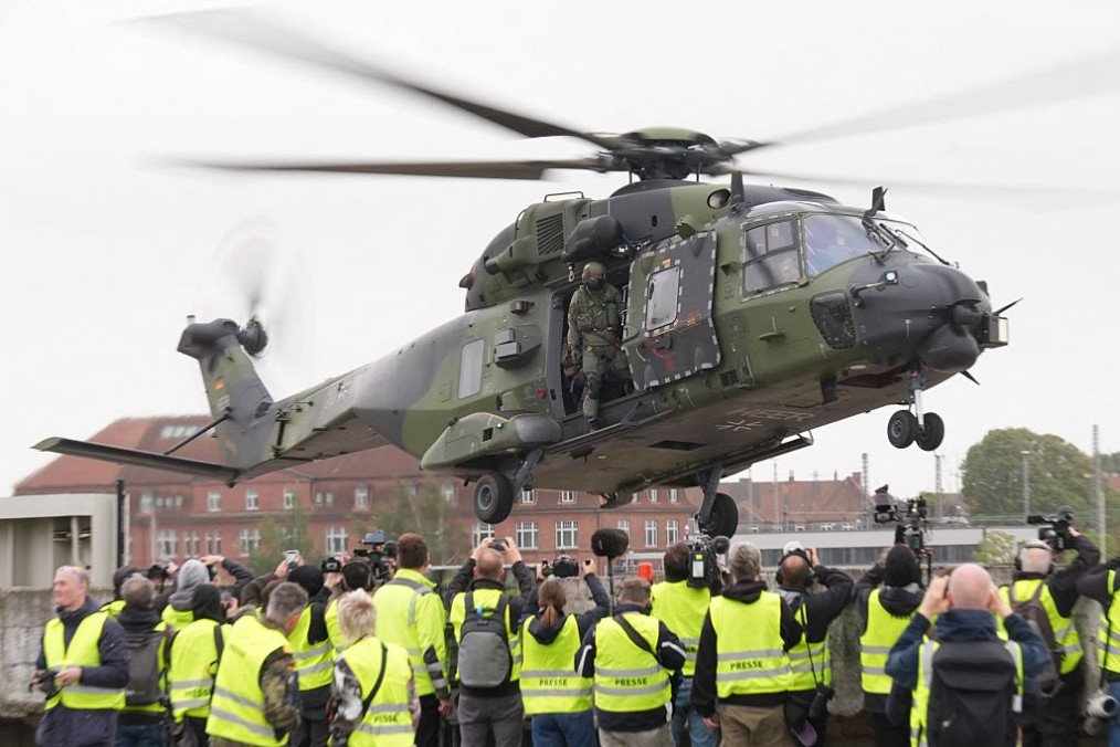A Bundeswehr NH90 helicopter takes off during the civil-military exercise “Red Storm Charlie” in the Port of Hamburg on September 24, 2026. (Source: Getty Images) A Bundeswehr NH90 helicopter takes off during the civil-military exercise “Red Storm Charlie” in the Port of Hamburg on September 24, 2026. (Source: Getty Images)