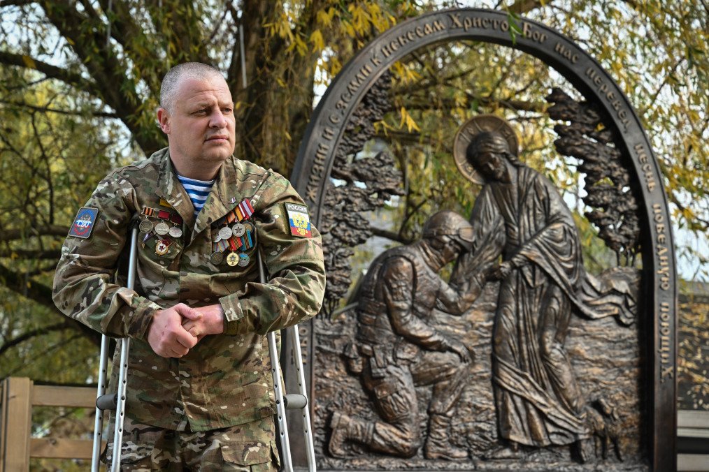 A veteran of the Russian war in Ukraine attends the dedication ceremony of a monument to fallen soldiers on the territory of St. George's Church in the Moscow region on October 12, 2025. Illustrative image. (Photo: Getty Images)