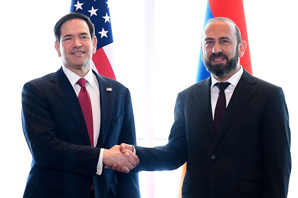 US Secretary of State Marco Rubio and Armenian Foreign Minister Ararat Mirzoyan shake hands during a meeting at Yerevan’s Zvartnots international airport on May 26, 2026. (Source: Getty Images) US Secretary of State Marco Rubio and Armenian Foreign Minister Ararat Mirzoyan shake hands during a meeting at Yerevan’s Zvartnots international airport on May 26, 2026. (Source: Getty Images)