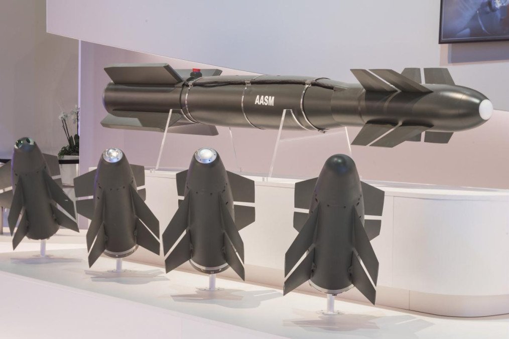 France Adapted AASM Hammer Bombs for Ukraine’s Soviet-Era Jets in Record Time France Adapted AASM Hammer Bombs for Ukraine’s Soviet-Era Jets in Record Time