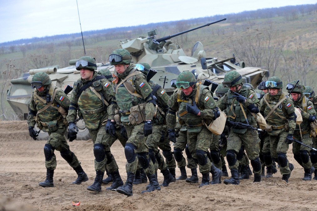 Russian troops take part in a military drill on the Sernovodsky polygon, near the Chechnya border, some 260 km from the southern Russian city of Stavropol, on March 19, 2015. (Source: Getty Images) Russian troops take part in a military drill on the Sernovodsky polygon, near the Chechnya border, some 260 km from the southern Russian city of Stavropol, on March 19, 2015. (Source: Getty Images)