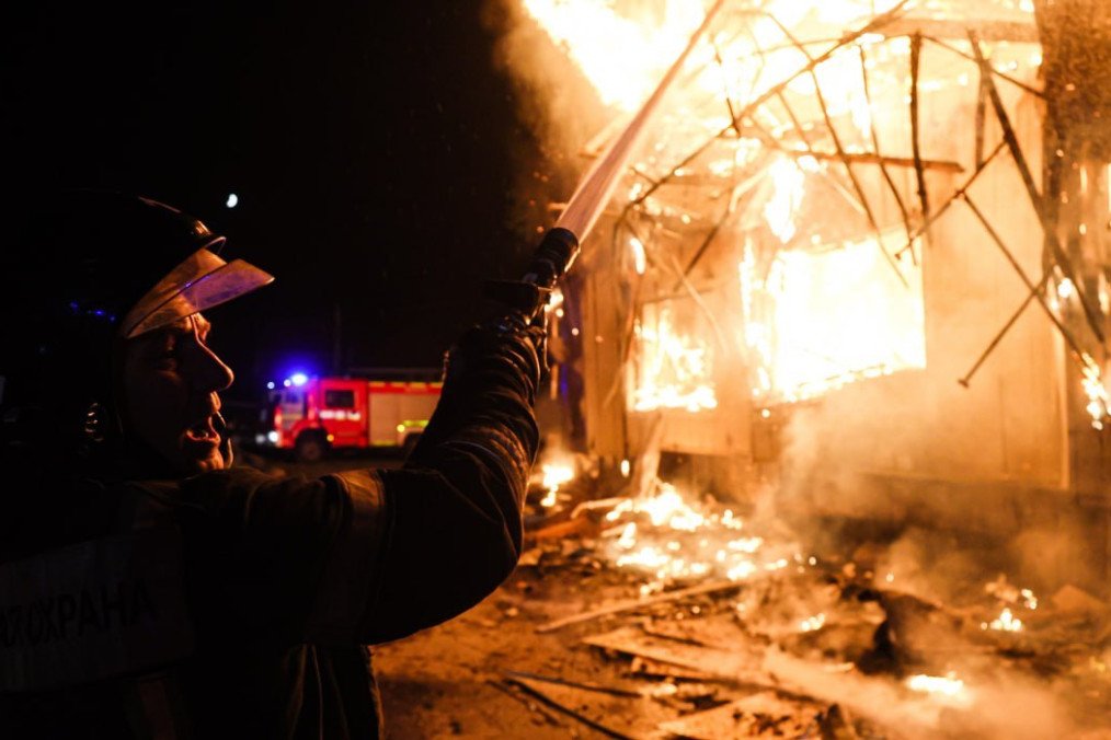 Ukraine Reportedly Strikes Military Infrastructure in Donetsk, Luhansk With Storm Shadow Missiles