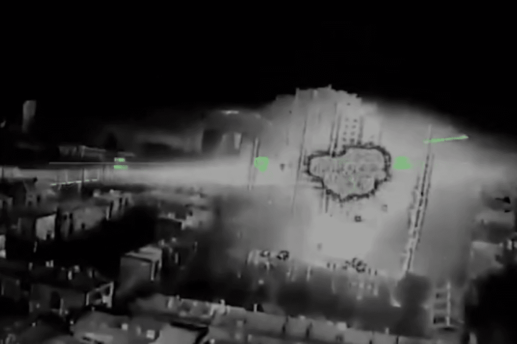 Thermal targeting footage captures the moment a Ukrainian FP-2 drone locks onto a Russian FSB special forces command post in temporarily occupied Donetsk. (Source: Commander of the Ukrainian Armed Forces Unmanned Systems Forces Robert “Magyar” Brovdi)