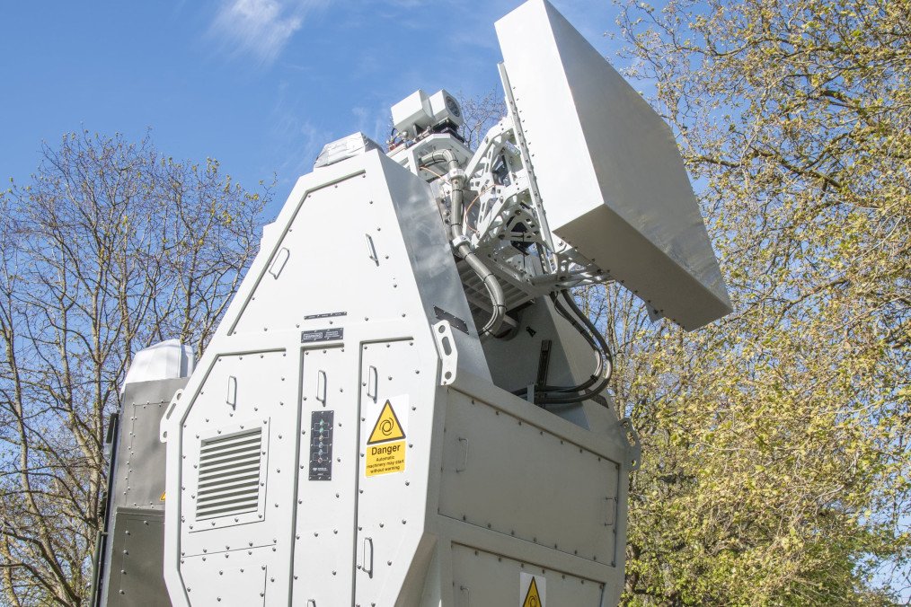 UK’s “RapidDestroyer” Microwave Weapon Could Soon Be Used to Fight Russian Drones in Ukraine