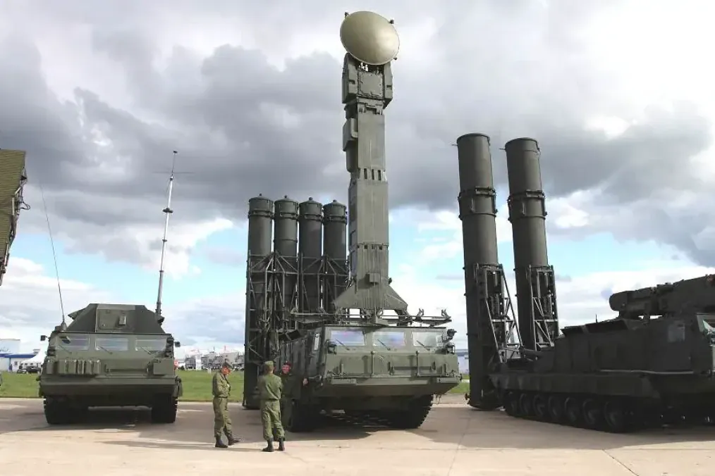 Russian S-300V air defense system during a military exhibition. (Photo: open source)